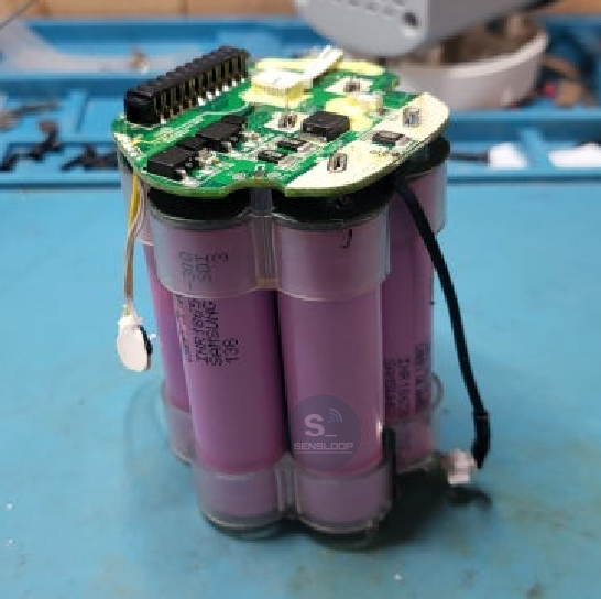 ๊ต์ฒด๋ ์
์์ BMS ํ๋ก ๋ณด๋๋ฅผ ์ฌ์ฅ์ฐฉํ๊ณ ๋ฐฐ์ ์ ์ฐ๊ฒฐํ๋ ๊ณผ์ -xiaomi-puresonic-battery-repair