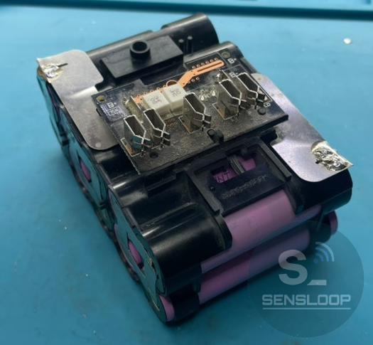 ์
๊ต์ฒด ํ BMS ๋ณด๋ ์ฌ๊ฒฐํฉ ๋ฐ ์ฐ๊ฒฐ ํ์ธ