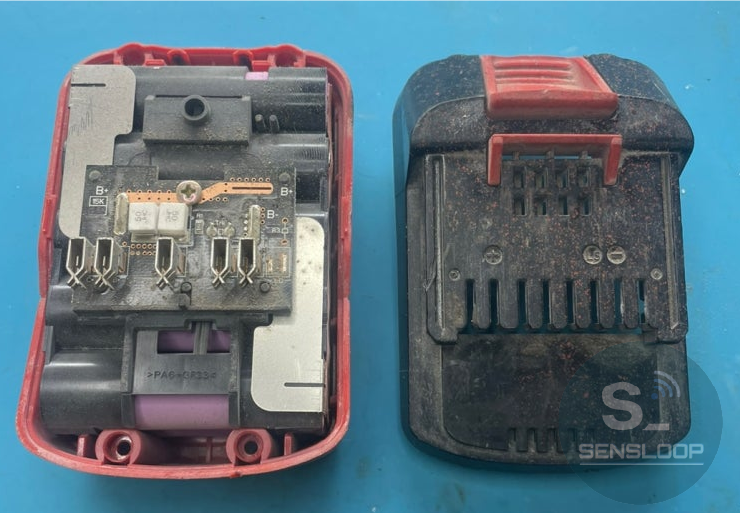 ๊ณ์ 18V ๋ฐฐํฐ๋ฆฌ ์ผ์ด์ค ๋ถํด ํ ๋ด๋ถ ๋ชจ์ต